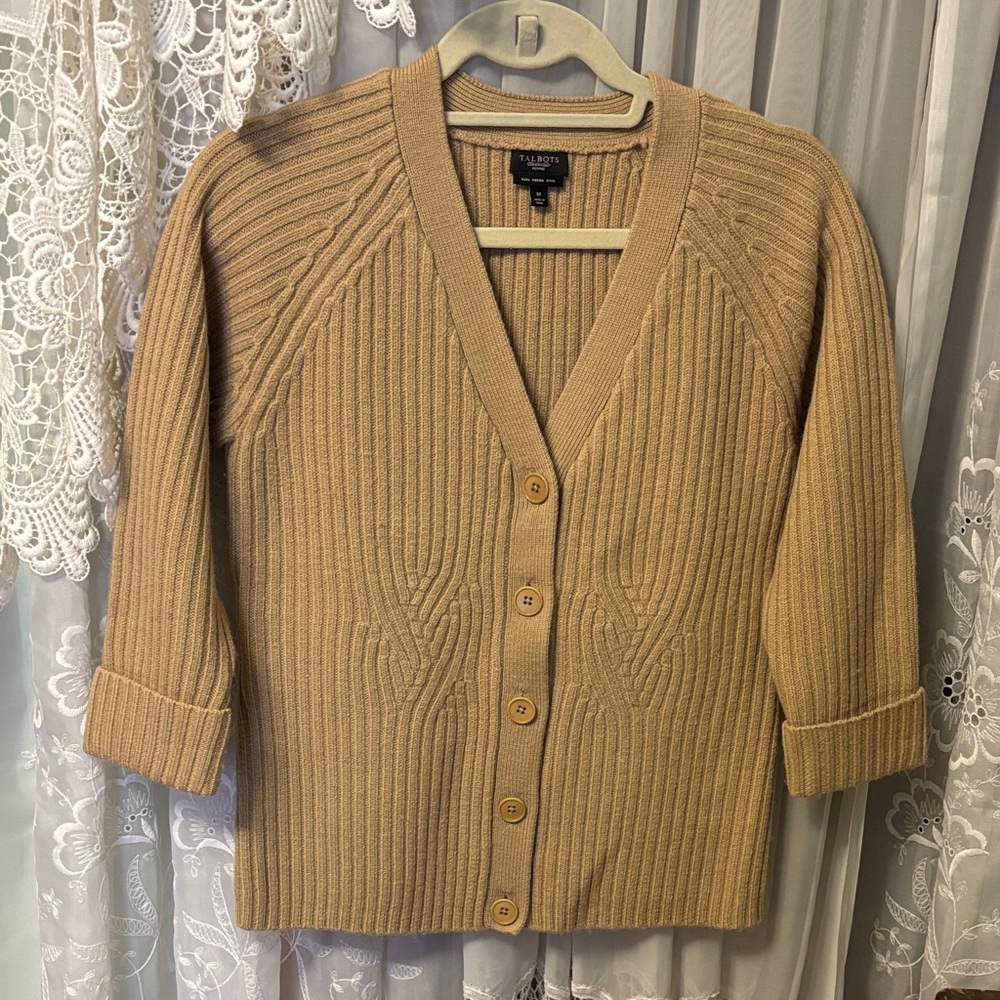 Talbots Classic Preppy Minimalist 100% Merino Wool Camel Tan Cardigan Sweater MP